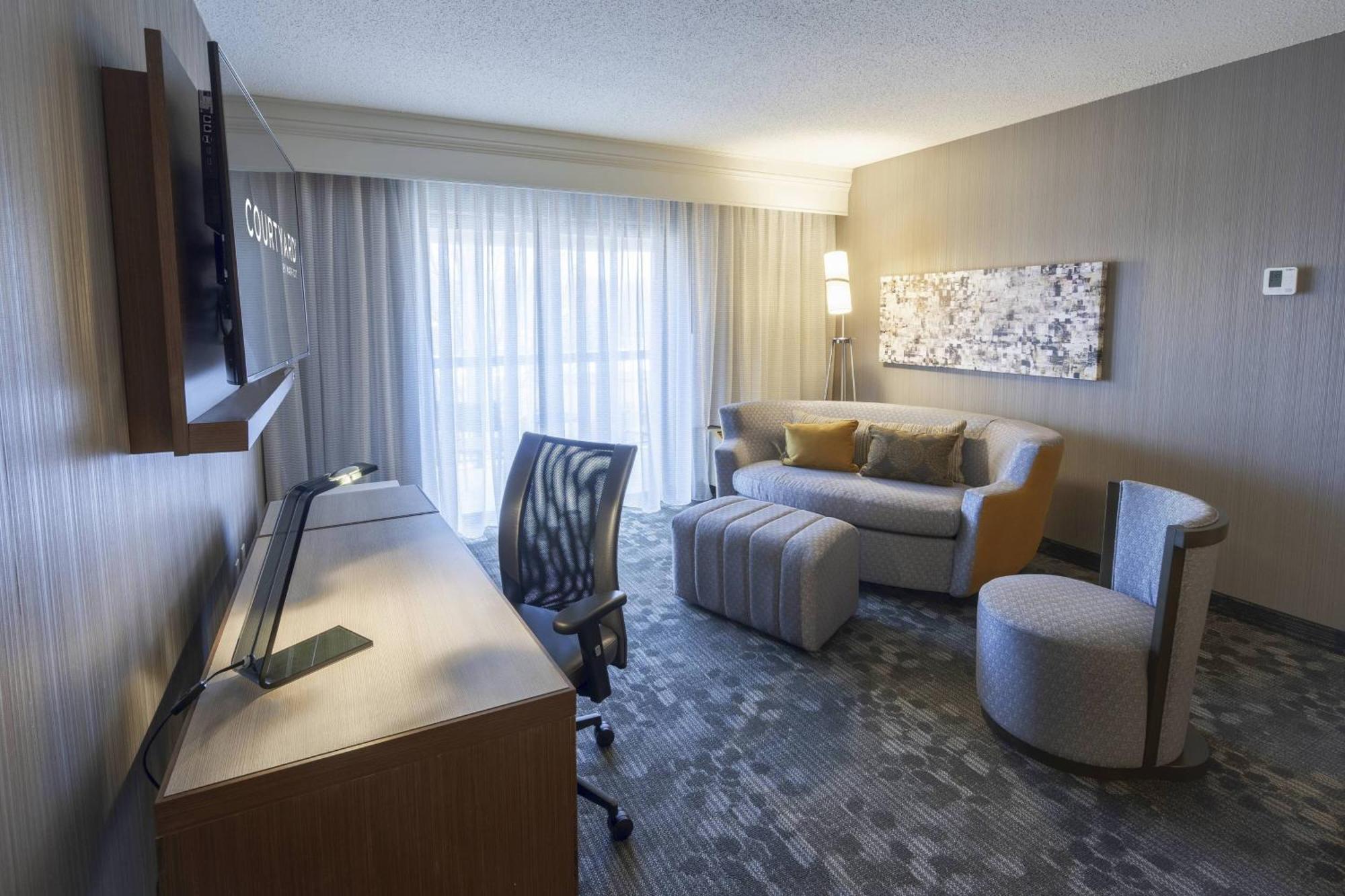 Courtyard By Marriott Cleveland Willoughby Hotel Luaran gambar